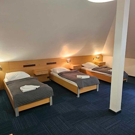 Hotel Agat Piotrków Trybunalski Exteriér fotografie