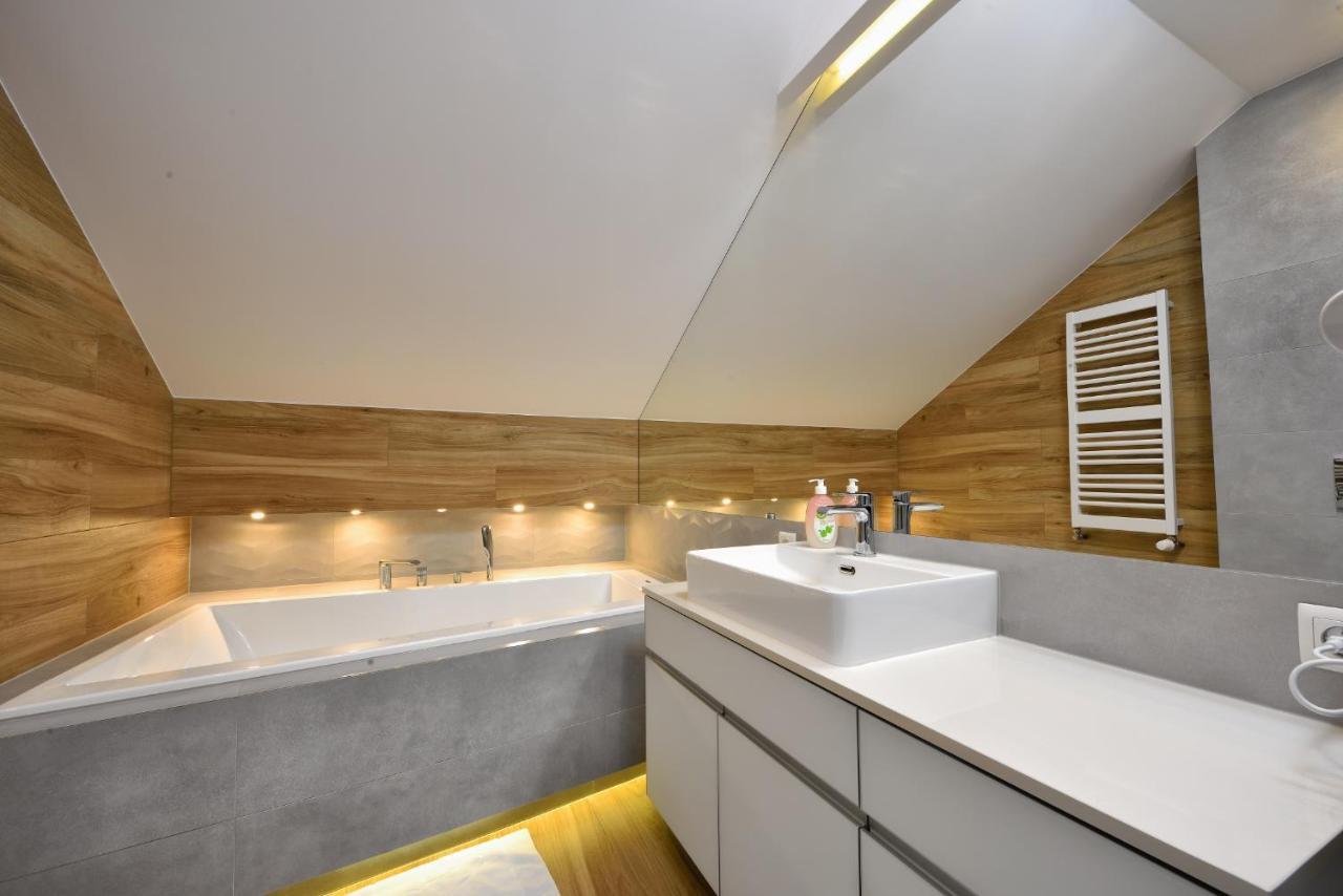 Hotel Agat Piotrków Trybunalski Exteriér fotografie