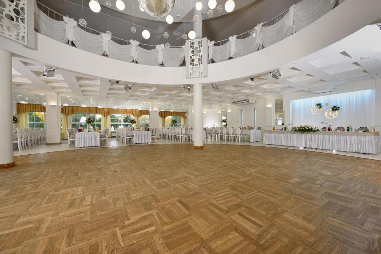 Hotel Agat Piotrków Trybunalski Exteriér fotografie