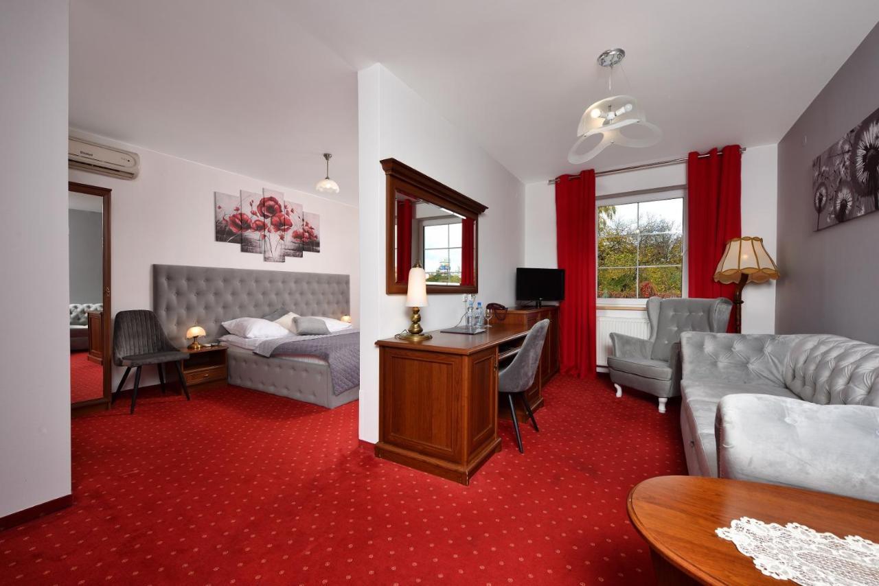 Hotel Agat Piotrków Trybunalski Exteriér fotografie